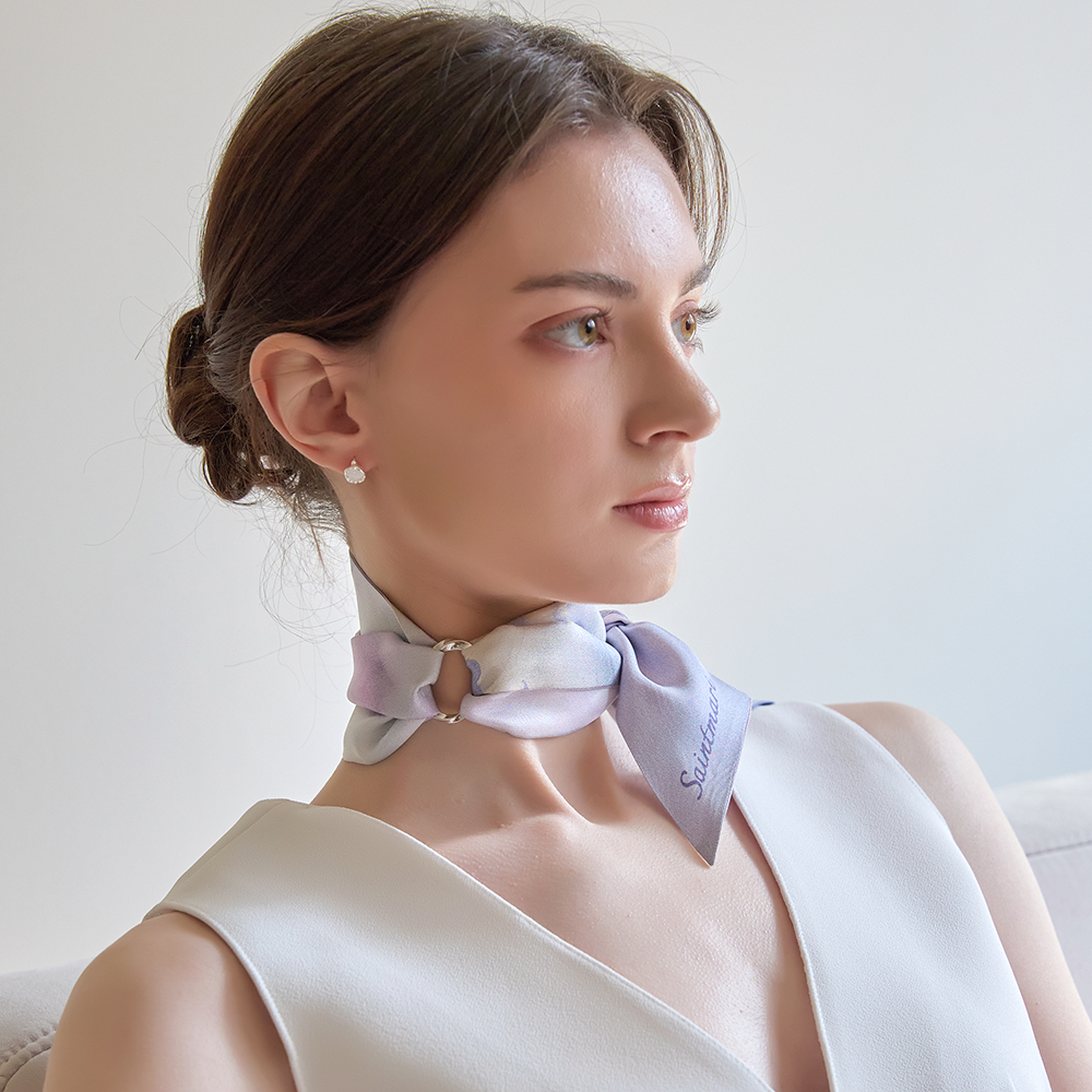 아망 라벤더 블루 트윌 스카프