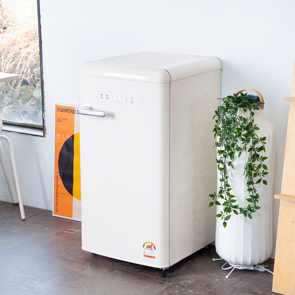 쿠잉 레트로 미니냉장고 REF-S92 소형 원룸 사무실 작은 슬림 가정용 크림