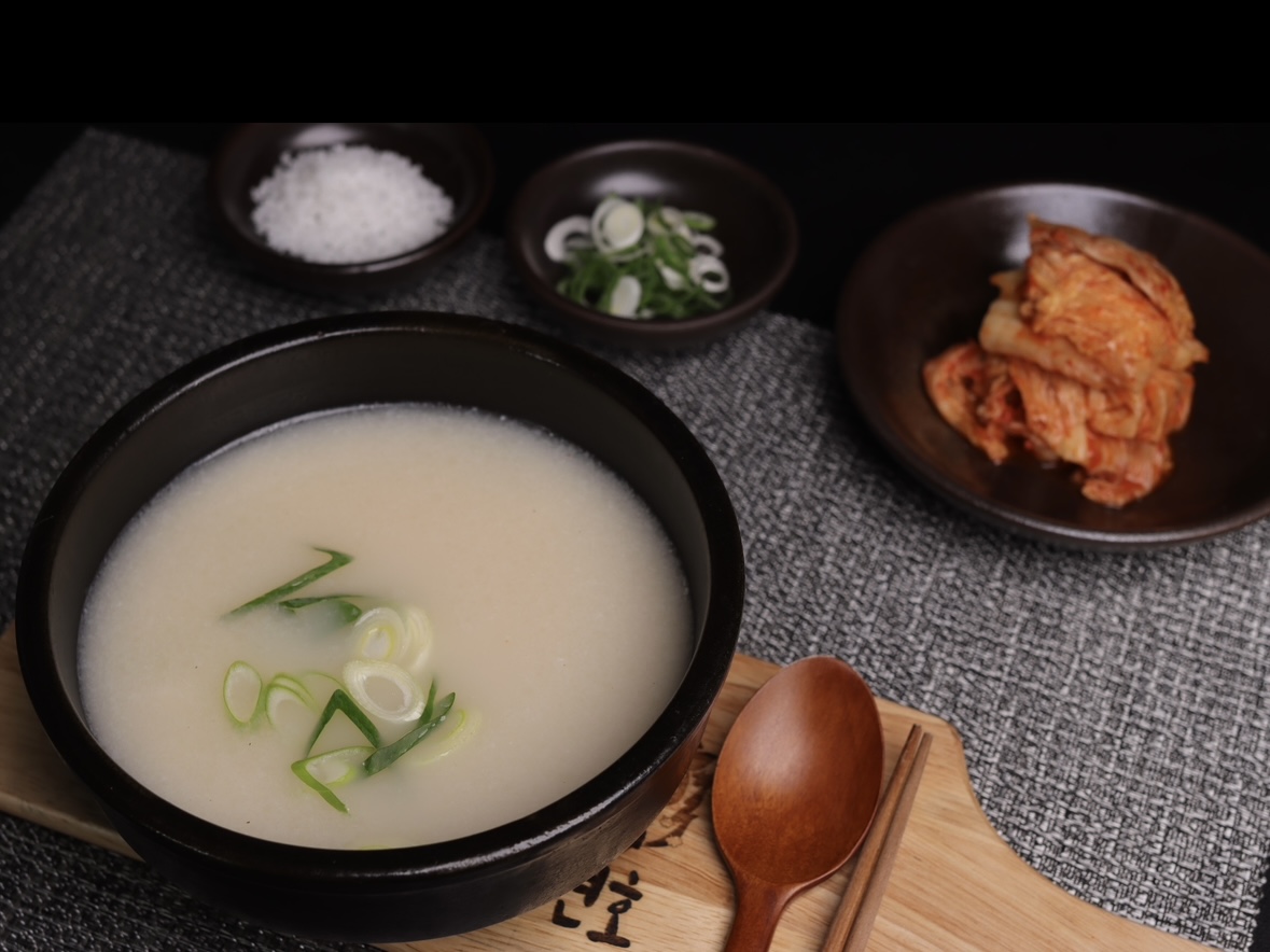 막내연호 한우 사골곰탕  500g x1팩  간편식 캠핑요리 사골 떡국 레시피 - 상세 이미지 2