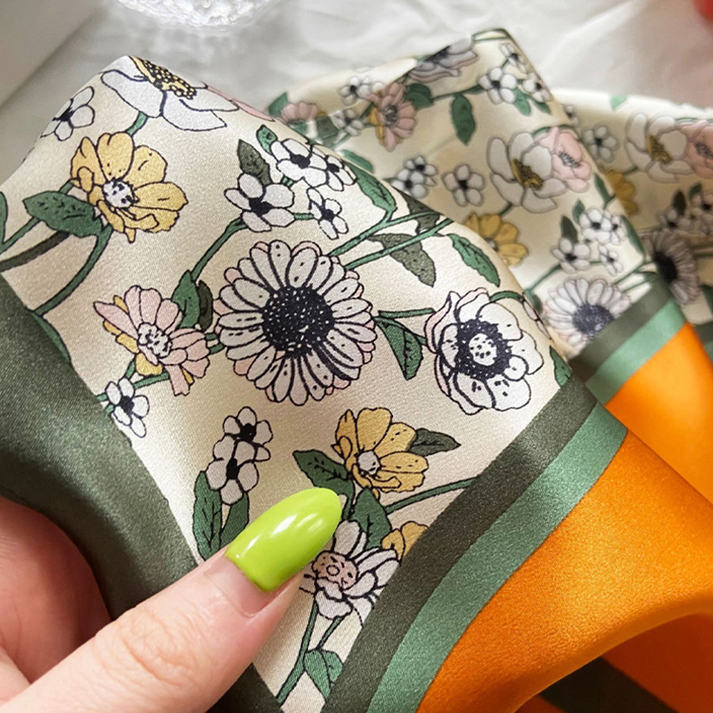 프리미엄 미니 사각 스카프 쁘띠 방도