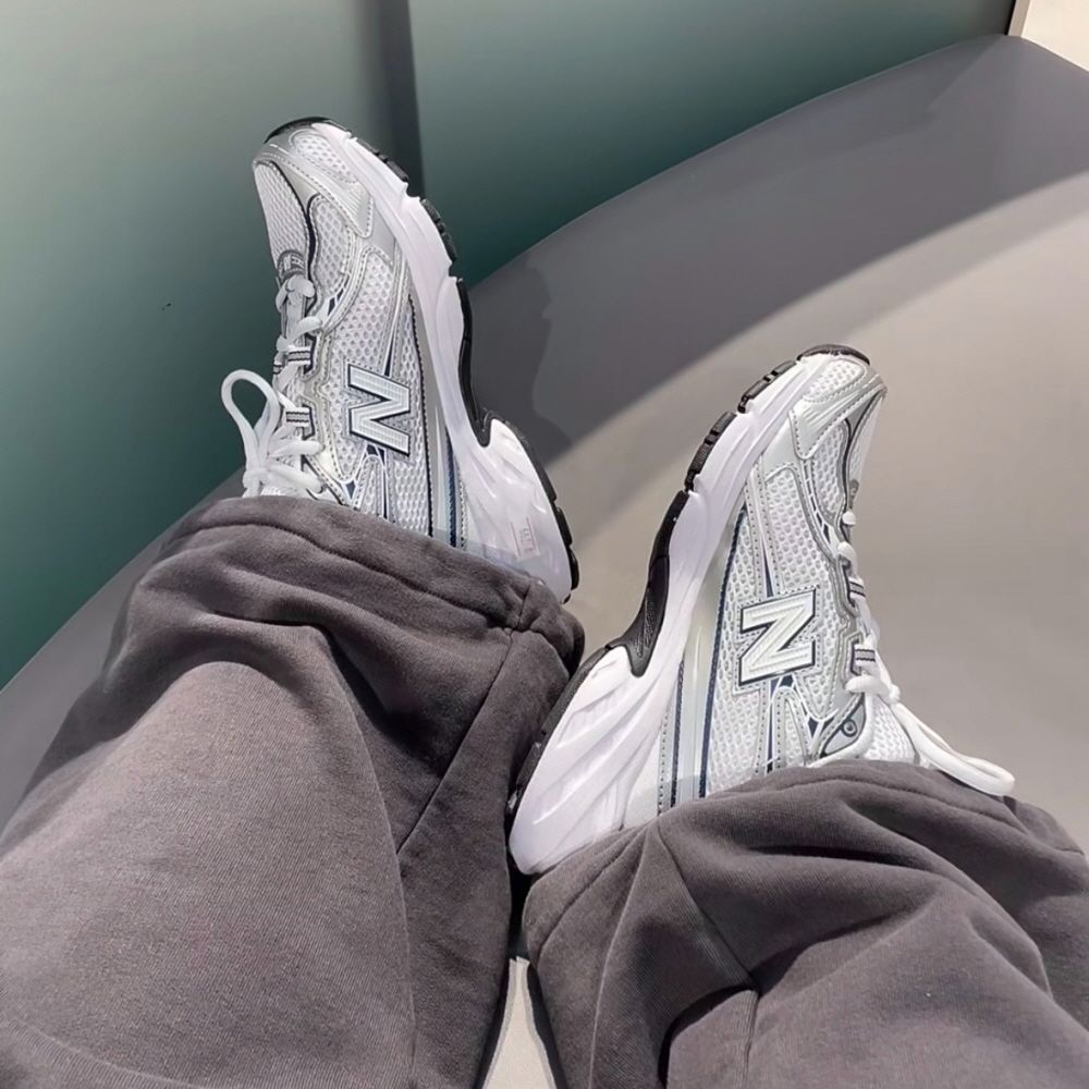 뉴발란스 740 New White Navy GR740WN - 상세 이미지 3
