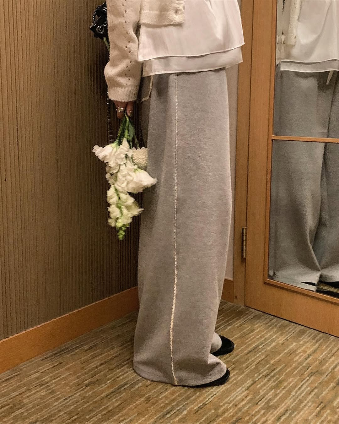 [사계절 팬츠] 레이스 라인 프릴 밴딩 캐주얼 트레이닝 츄리닝 유니크 러블리 와이드 팬츠 제품 이미지