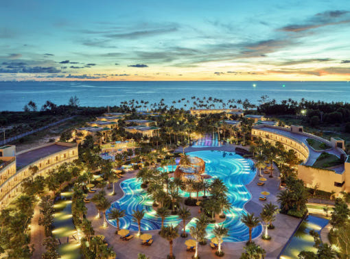 푸꾸옥 풀만 비치 리조트의 전경