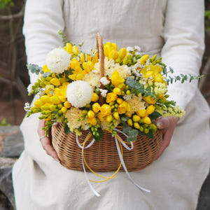 꽃바구니 생일 꽃다발 축하 선물 기념일 꽃배달 생화택배 솔직 후기 | 실사용자 리뷰 분석 - 상품 이미지 2
