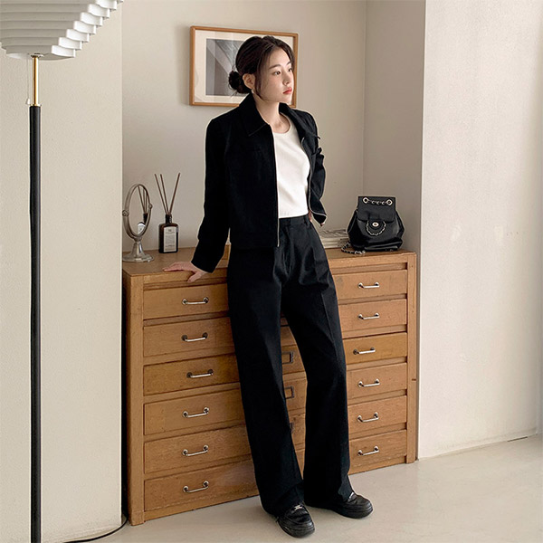 [자체제작] 펜던트 코튼 카라 자켓 세미 와이드 팬츠 투피스 세트 st2726 제품 이미지