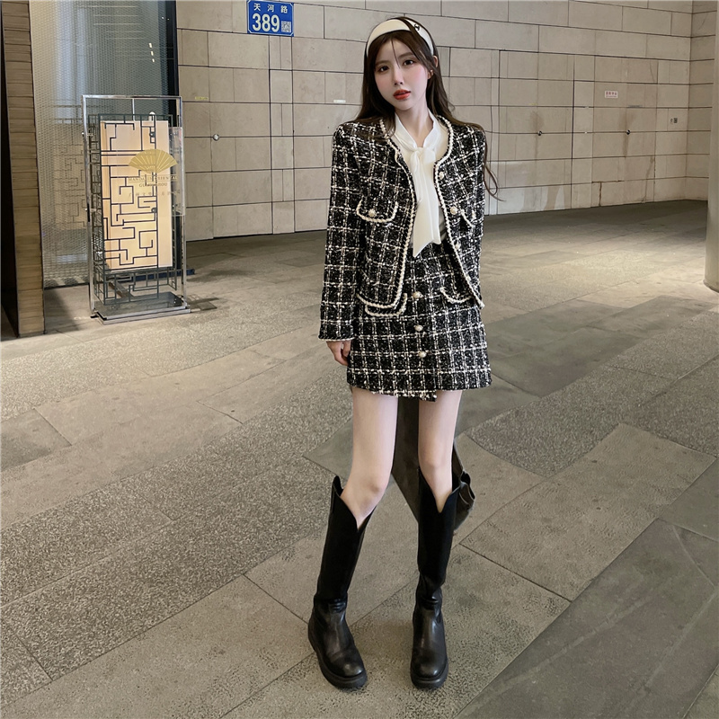 여성 봄 가을 트위드 정장 세트 재킷 스커트 불규칙 숏 결혼식 하객룩 데이트룩 - 상세 이미지 4