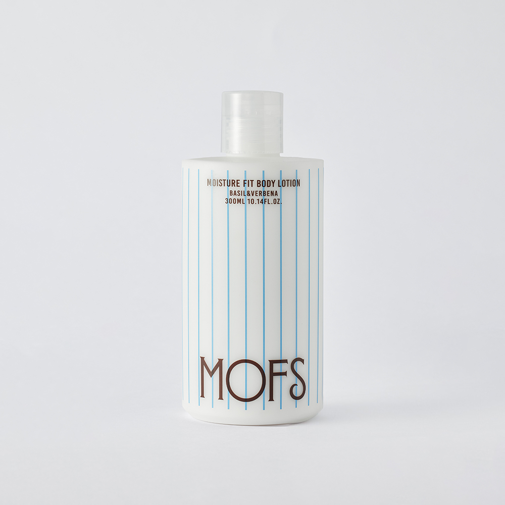 MOFS 모먼오브어스 모이스춰 핏 바디로션 바질&버베나 300ml 고보습 퍼퓸 미백 - 상세 이미지 4