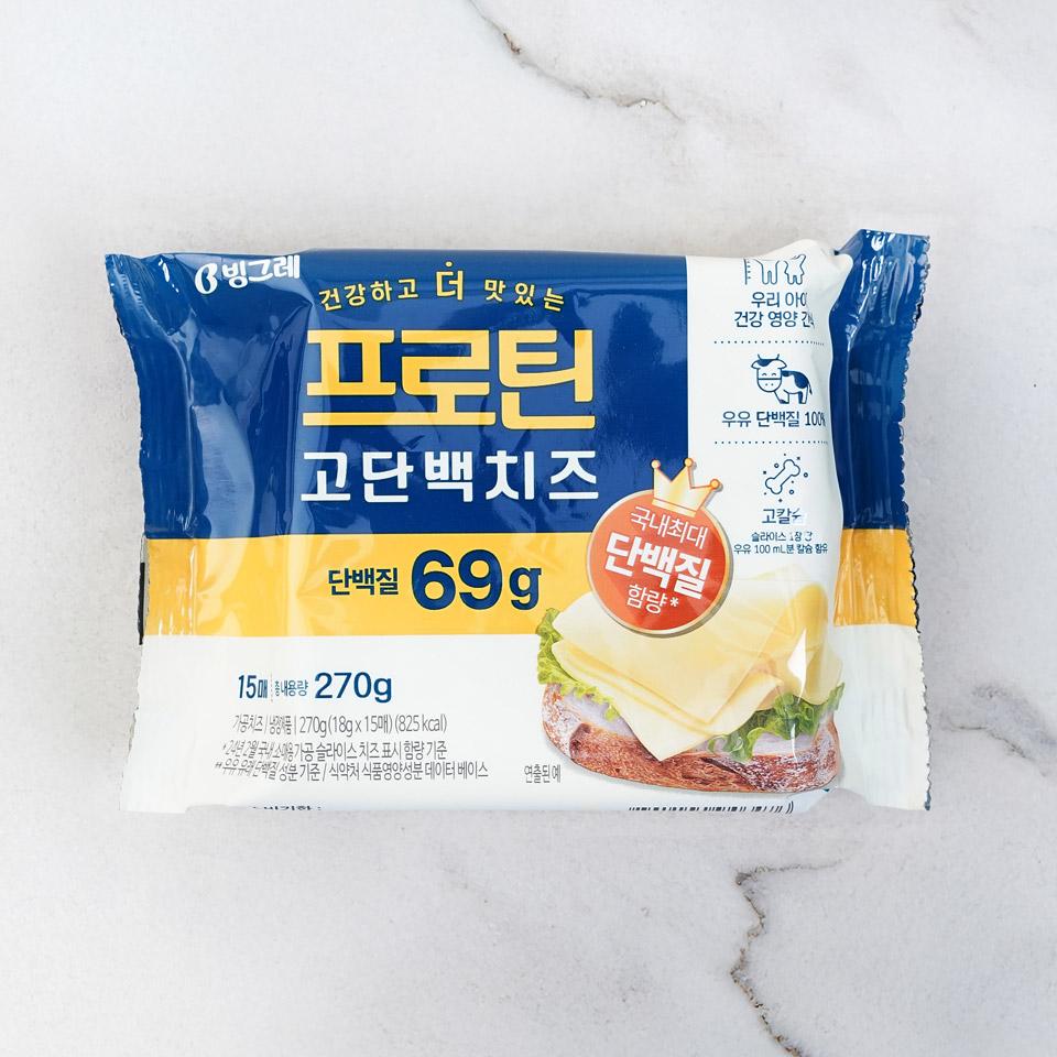 메가마트 빙그레 프로틴 고단백 치즈 270g (18g x 15매) - 상품 이미지