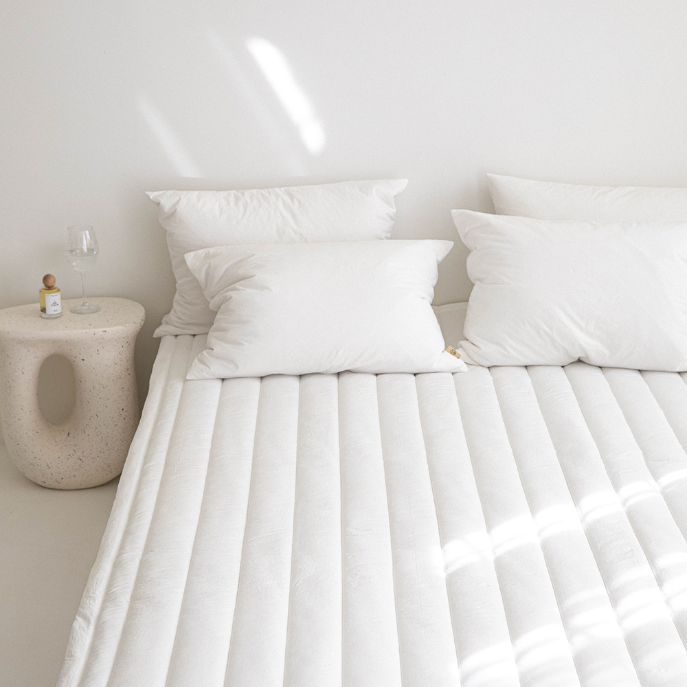 최상의 쾌적함 100수 순면 알러지프리 두툼한 누빔패드(건조기 가능, 뒷면 밴딩)