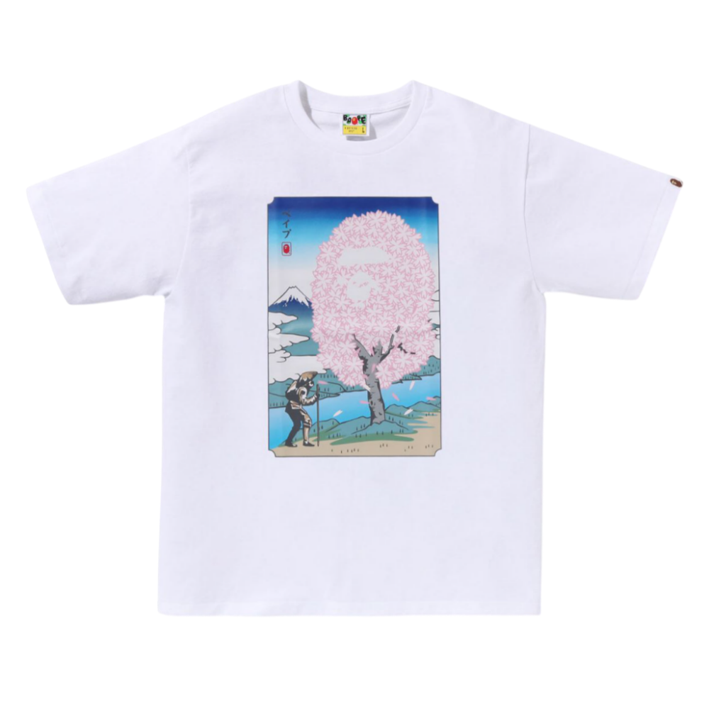 베이프 반팔티 JAPAN SAKURA TEE 3월 1주차 1L22-110-011 - 상품 이미지