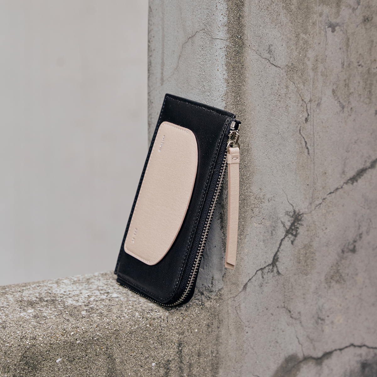 반달지퍼카드지갑 / Bandal Zipper Card Wallet [블랙핑크] : 할리케이