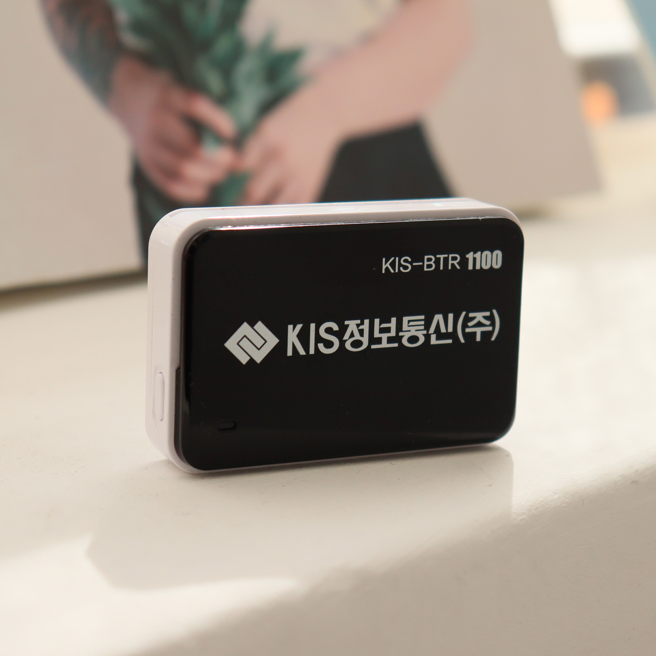 블루투스 무선 카드 단말기 휴대용 신용체크기 스마트 핸드폰 이동식 결제기 BTR1100