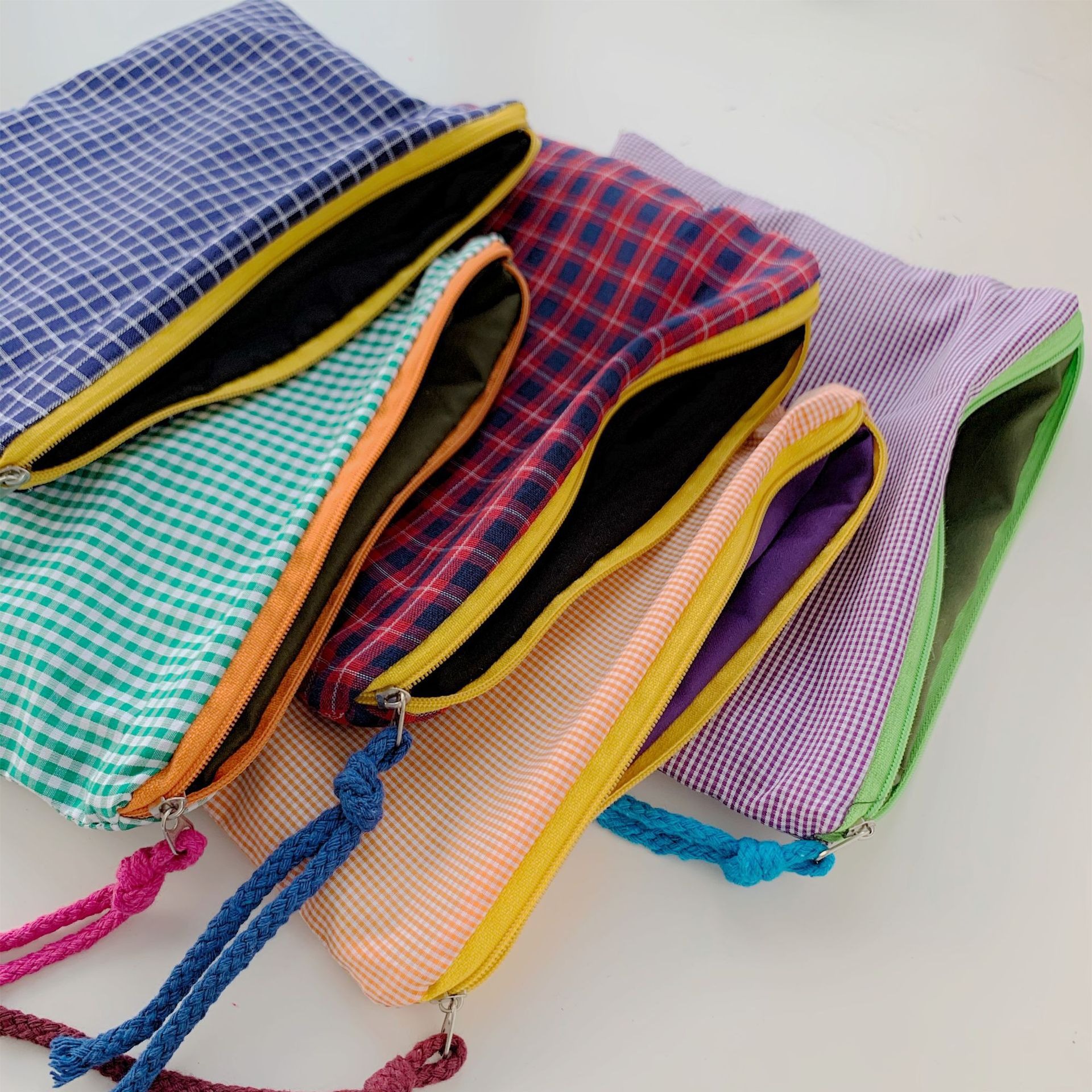 [프로덕트피알] 여행용 체크 파우치 조리개  다용도 수납 5색상 화장품 다용도 정리 TRAVELER pouch bag - 상세 이미지 4