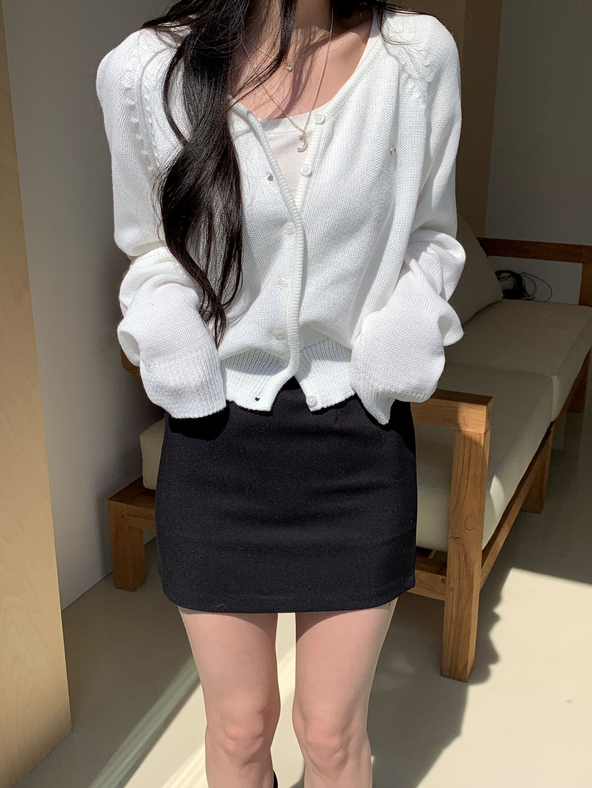 멜로우 팬던트 가디건 상세 이미지 32