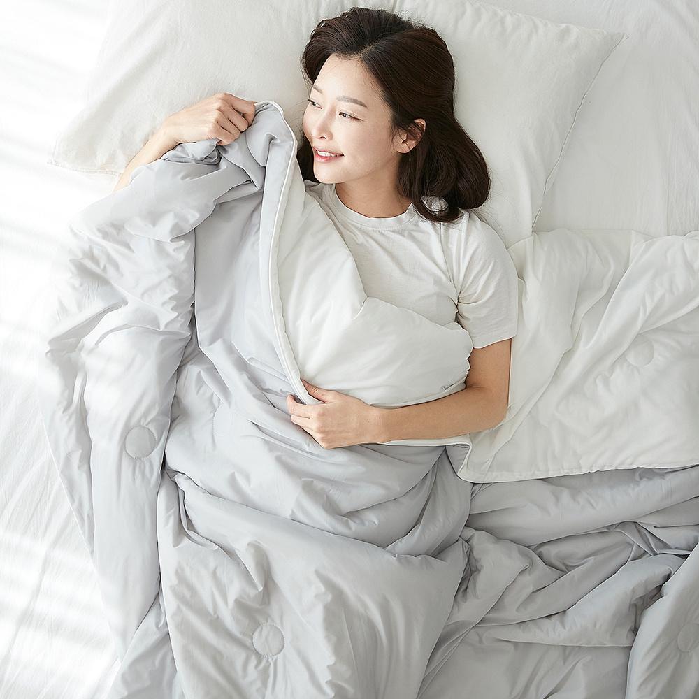 여름 이불 먼지없는 시원한 냉감 양면 사계절 차렵이불 그레이화이트 150x200 - 상품 이미지