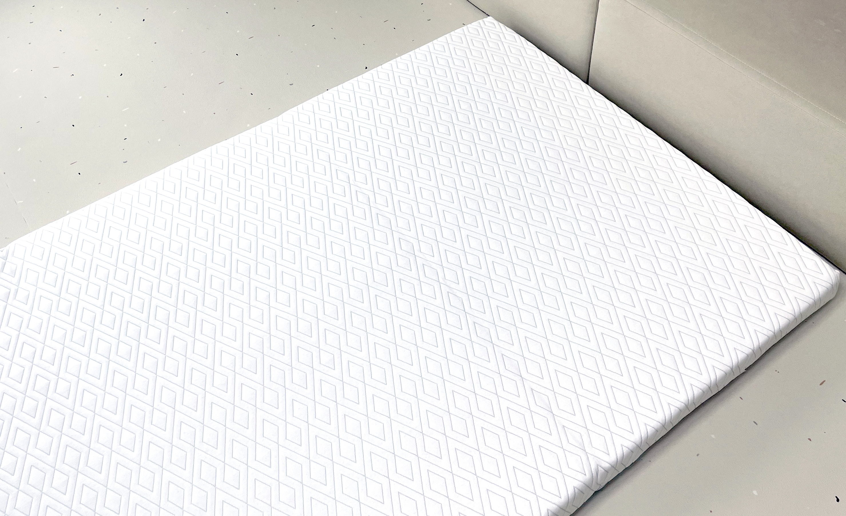 탑토퍼 매트리스 단단한 딱딱한 바닥 허리에좋은 침대 원룸 디스크 하드 싱글 베이지