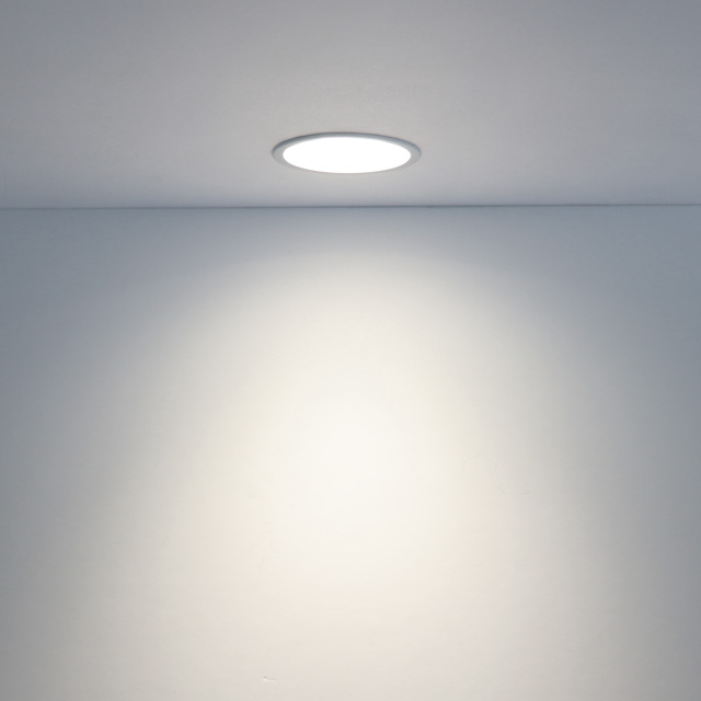 더쎈 LED 다운라이트 에코 델라 12.2cm(5인치) COB 20W 플리커프리 매립등 이미지 6