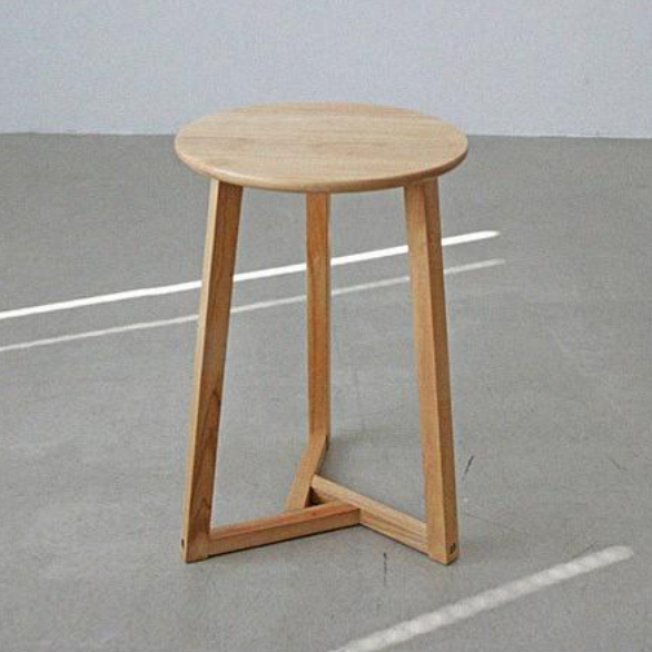 높은 우드 스툴 목재 낮은 의자 빈티지 엔틱 원목 스툴