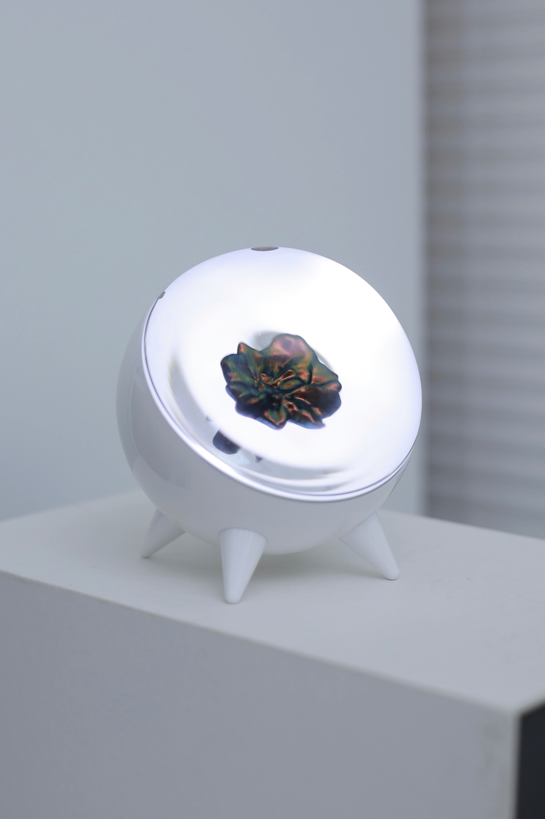 베놈 마그네틱 LED 탁상 조명 데스크테리어 유체 램프