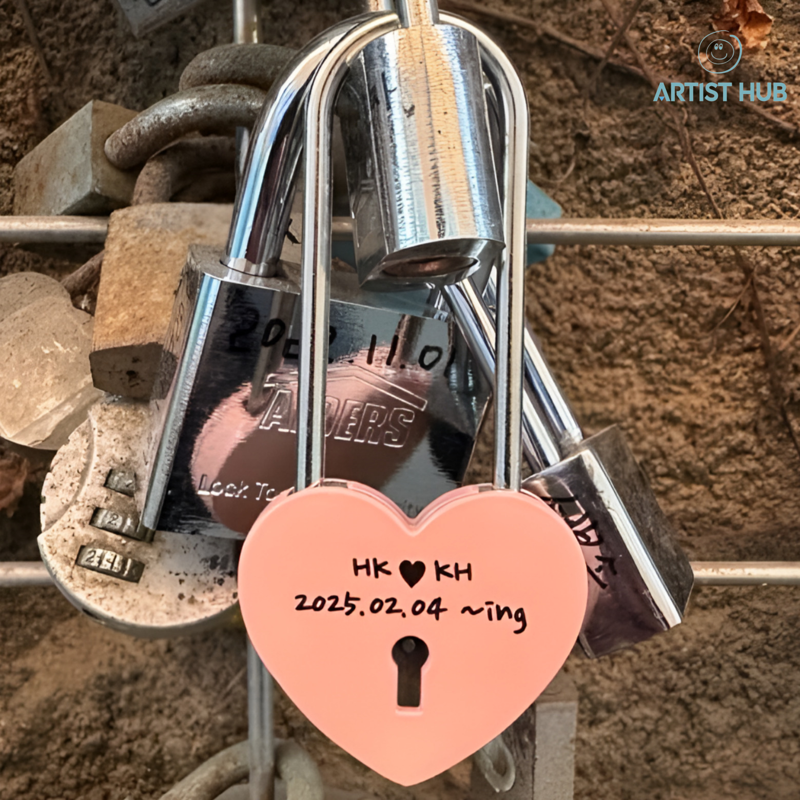 하트 자물쇠 남산 커플 사랑의 남산타워 중형 연핑크 각인없음 - 상세 이미지 3
