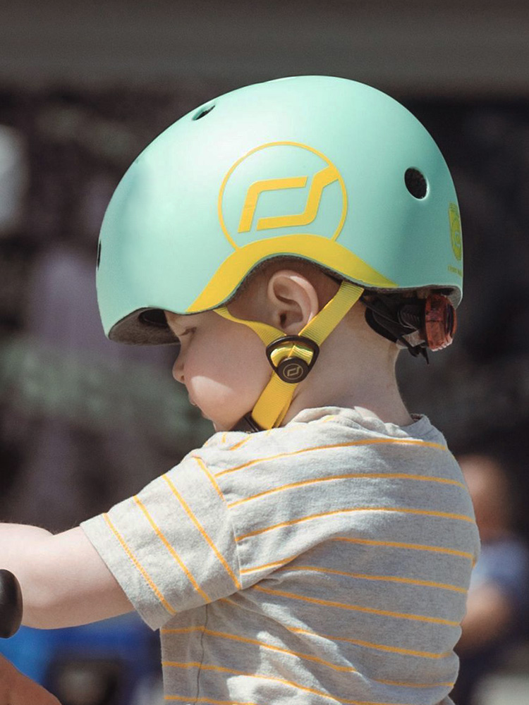 스쿳앤라이드 유아 헬멧S(키위) LED 킥보드 자전거 헬멧