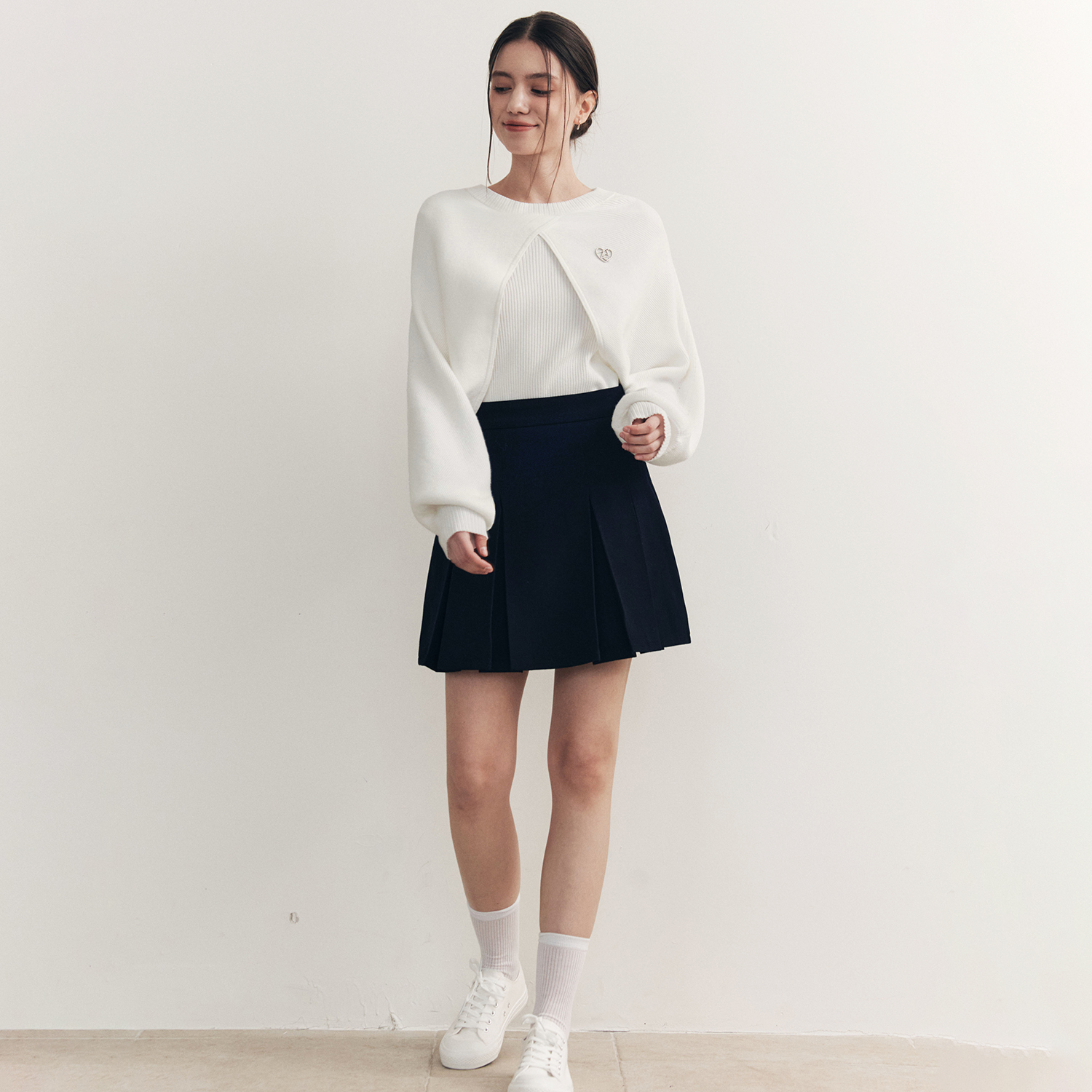 [N배송][제로스트릿][2컬러] 하트 펜던트 볼레로 니트 세트  HEART PENDANT BOLERO KNIT SET 이미지 6
