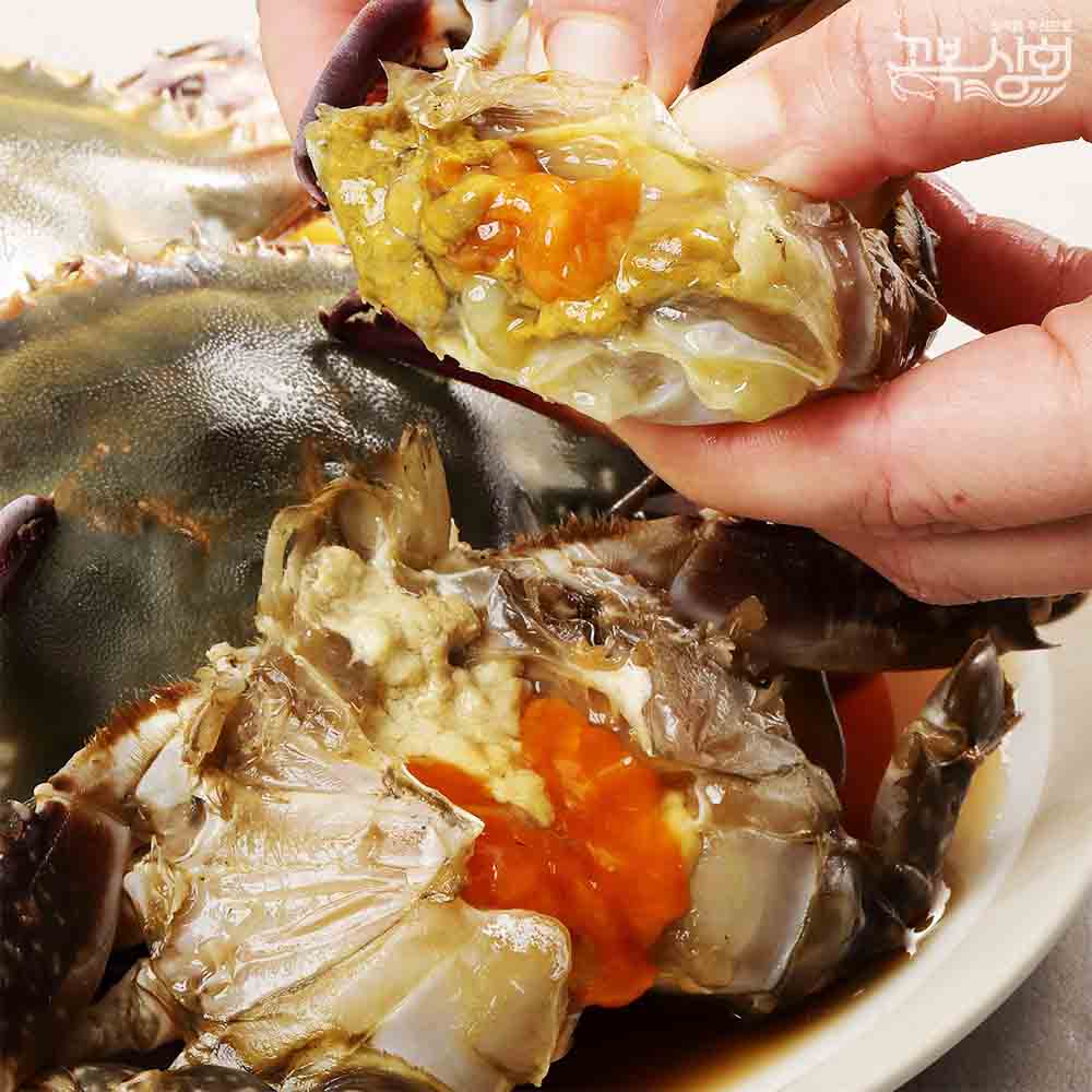 [꼬복이 간장게장] 국내산 연평도 꽃게장 최상급 알배기 암꽃게 2.5kg 프리미엄  간장꽃게장 3마리 - 상세 이미지 4