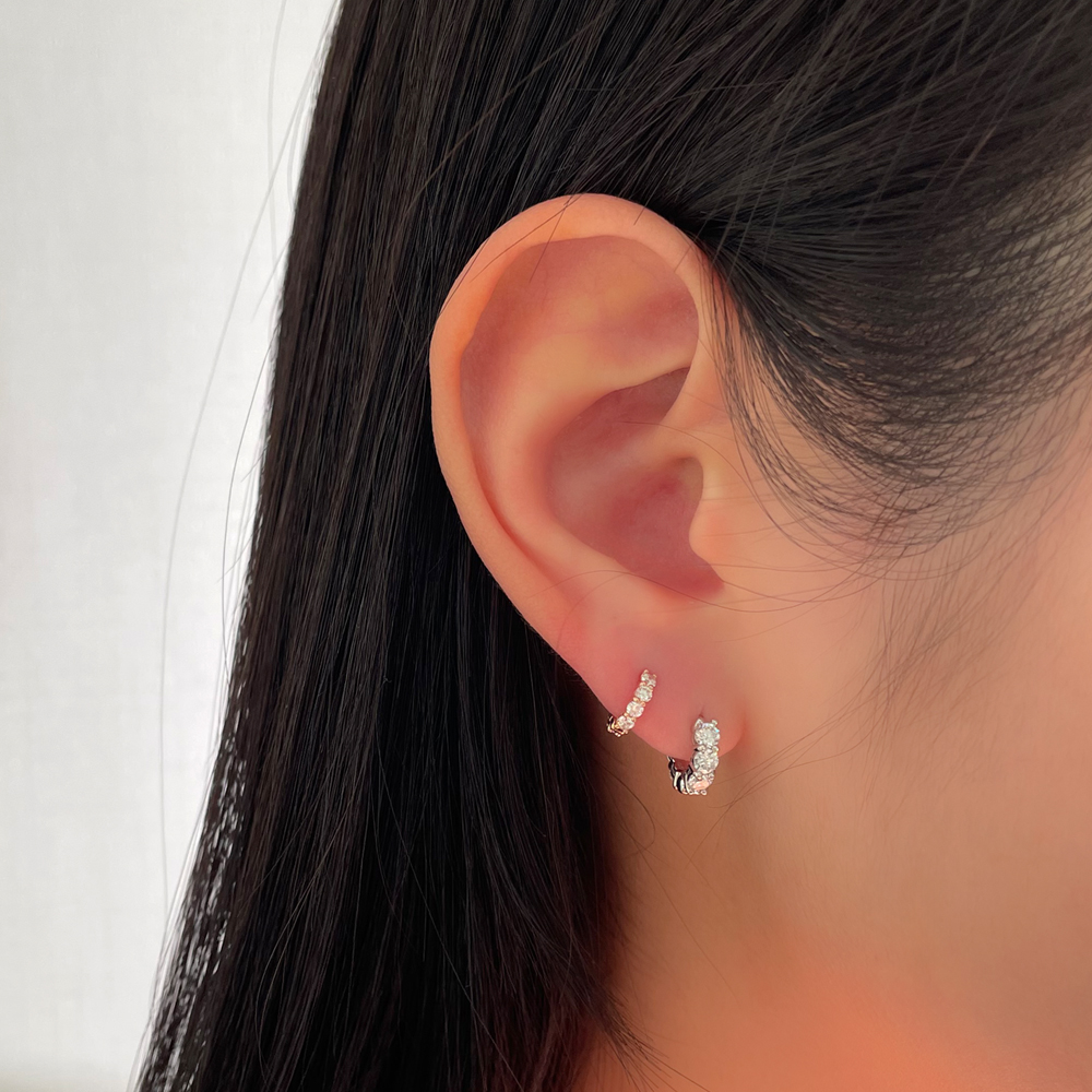 1부 3mm 랩 다이아 이터니티 테니스 미니 링 귀걸이 이어링 - 상세 이미지 2