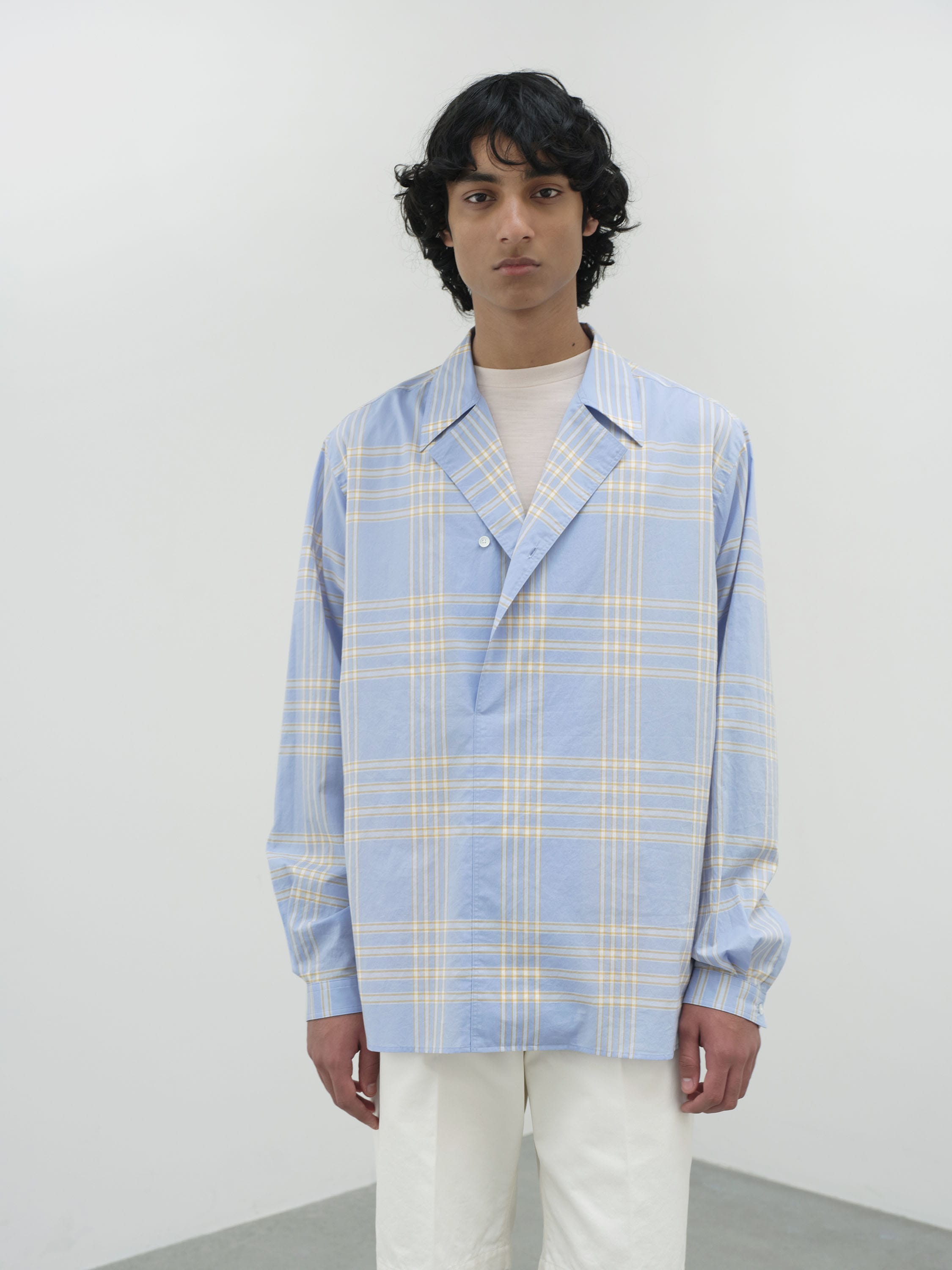 오라리 AURALEE 워시드 핀스 타입라이터 체크 P/O 셔츠 25SS A25SS02TC - 메인 이미지