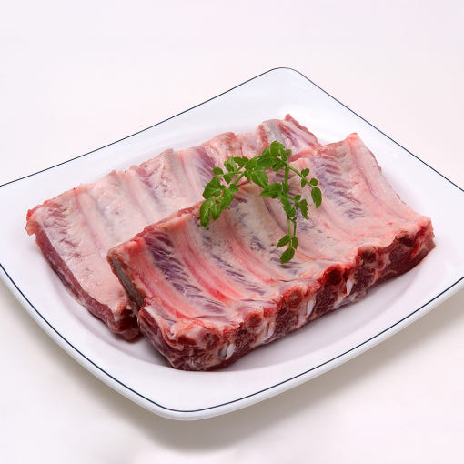 [유황한돈 오겹살과 목살의 진공 포장 모습]