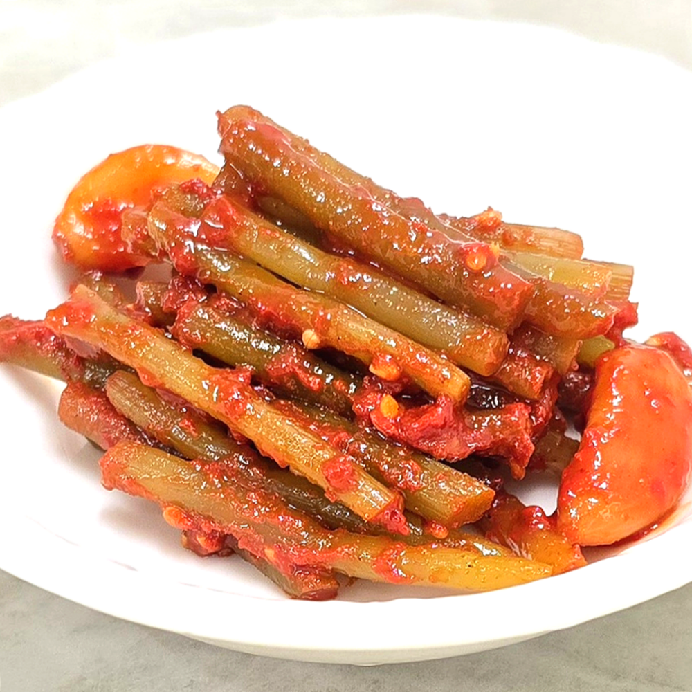 마늘쫑무침 장아찌 고추장 삭힌 양념 대용량 가정용 업소용 도매 식당 2kg, 1개