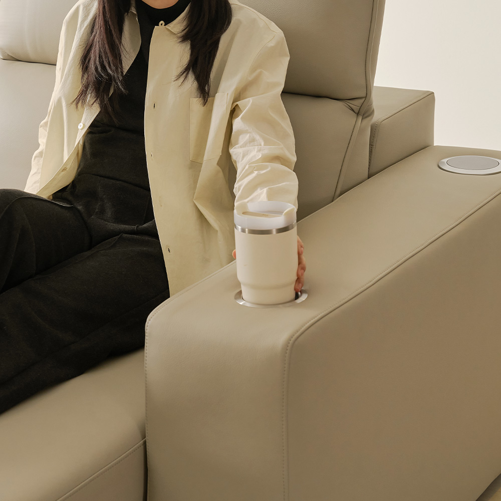 카디마 에코레더 일체형 슬라이드 리클라이너 가죽 4인 슬라이딩 모듈 소파 /스피커 옵션