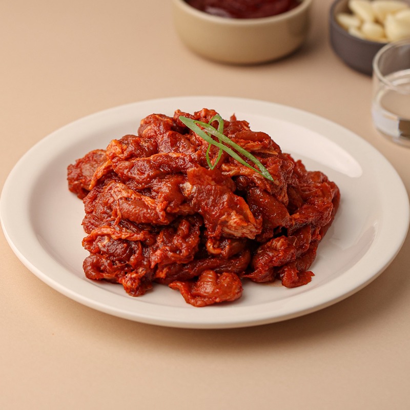 청춘불판 제육볶음 500g 고추장 매콤 돼지불고기 밀키트 두루치기 캠핑 혼술 간편식 안주 - 상세 이미지 3