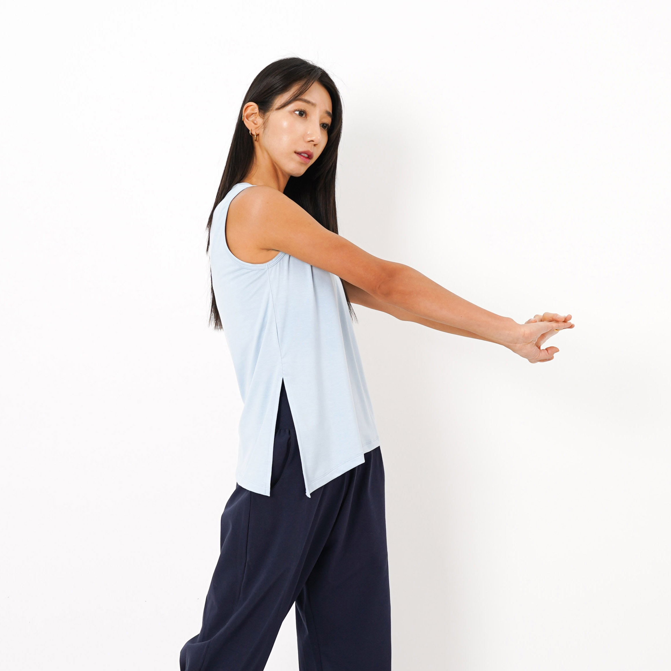 유주얼 데일리 요가 나시 커버업 요가탑 필라테스복 2color - 메인 이미지