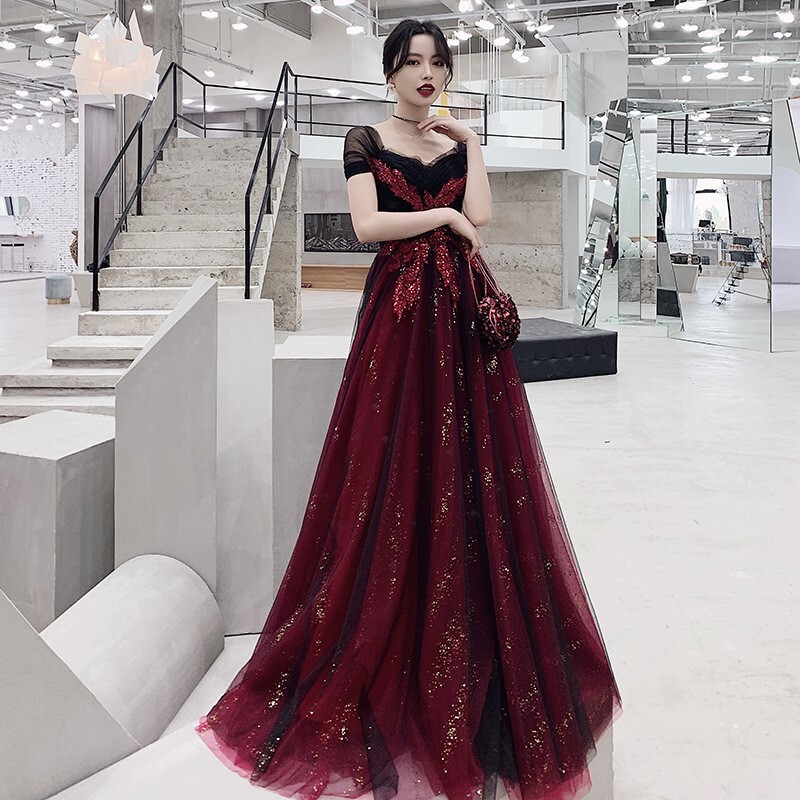 이브닝 드레스 연주회 브라이덜샤워 파티룩 연회 을 지닌 여성 매력적인 품격 있 웨딩 촬영 - 상세 이미지 2