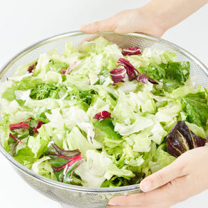 베이직온 대용량 샐러드야채믹스 탄산세척 진공포장 클래식 1kg, 1개 맛있게 먹은 솔직 후기 - 상품 이미지 4