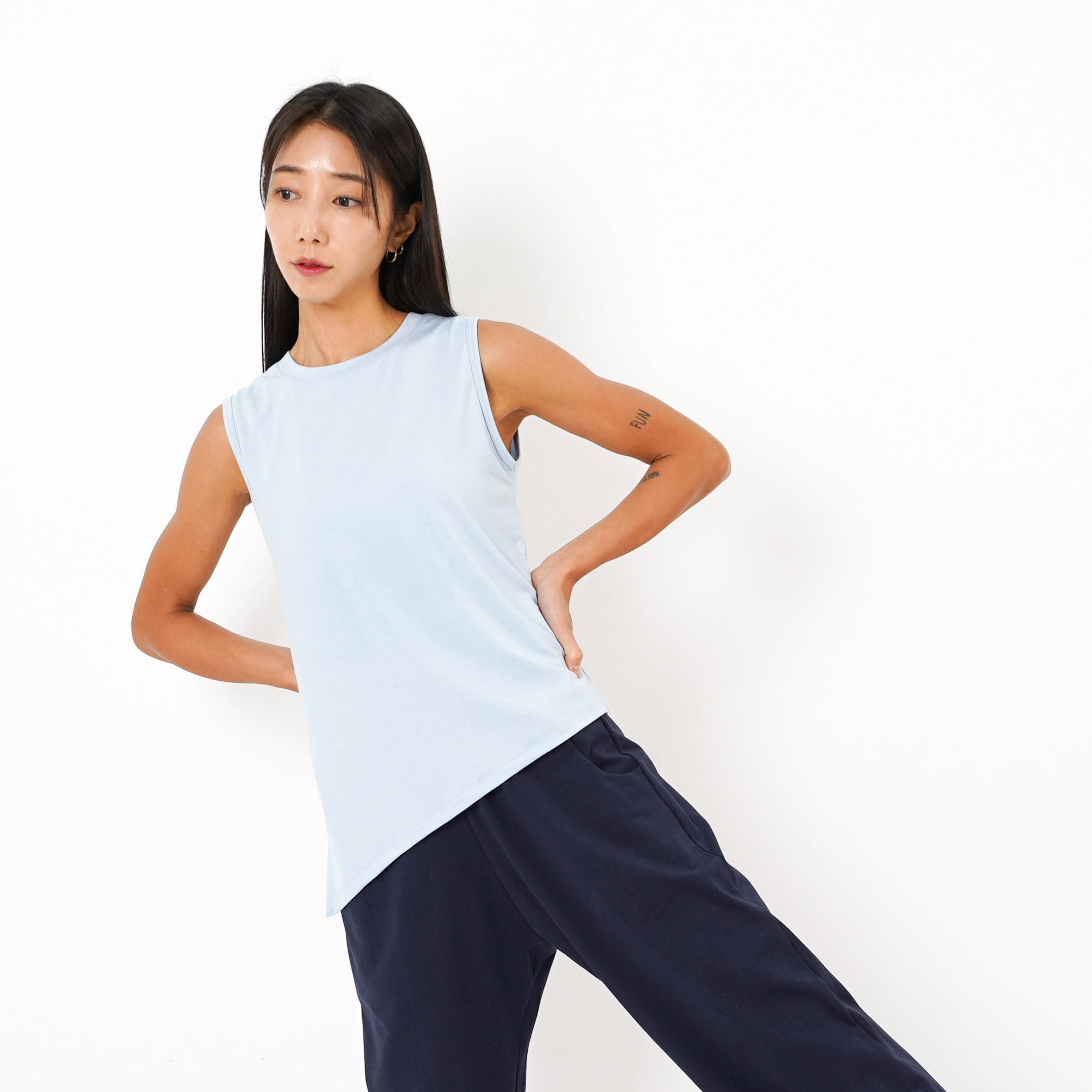 유주얼 데일리 요가 나시 커버업 요가탑 필라테스복 2color - 상세 이미지 3