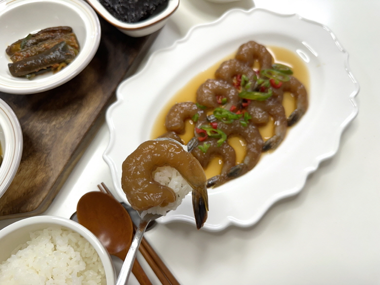 밥도둑 간장 양념 새우장 400g - 메인 이미지