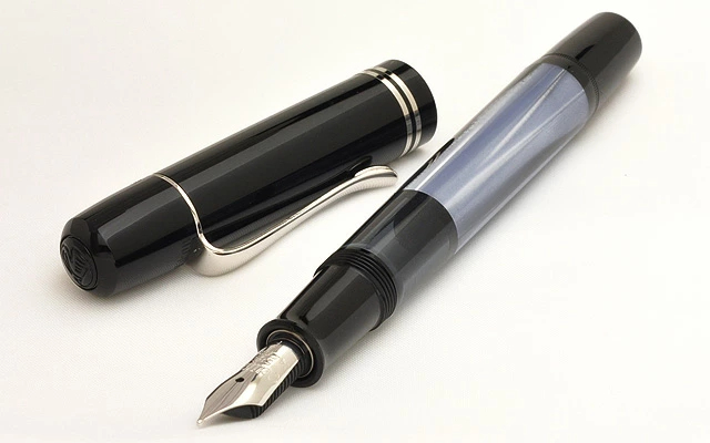 펠리칸 Pelikan 스페셜 에디션 만년필 그레이 블루 M101N 이미지 6