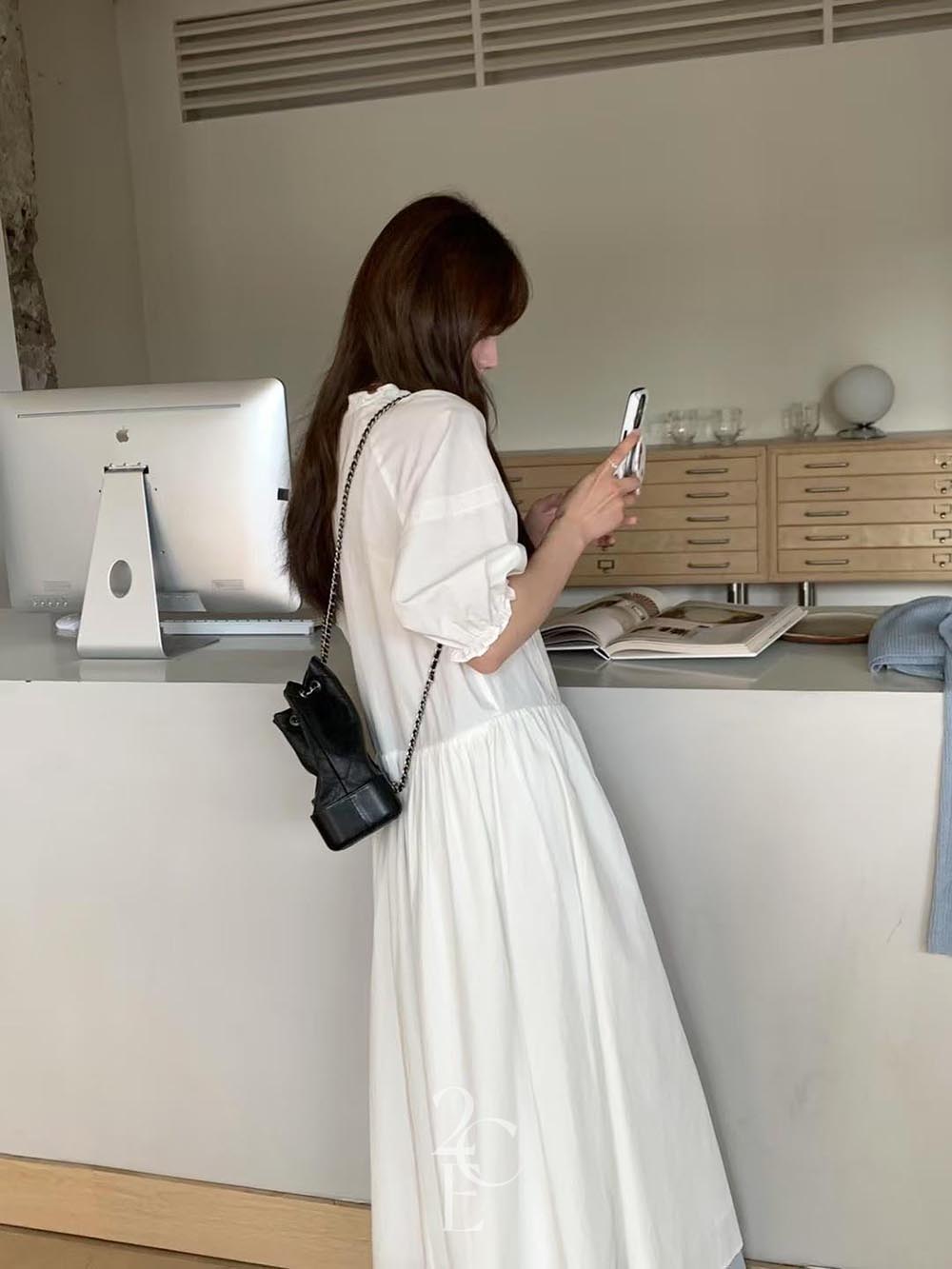 레이비 핀턱 플레어 롱원피스 (1color) 봄 레이어드 반팔 화이트 퍼프 휴양지 바캉스 - 상세 이미지 2