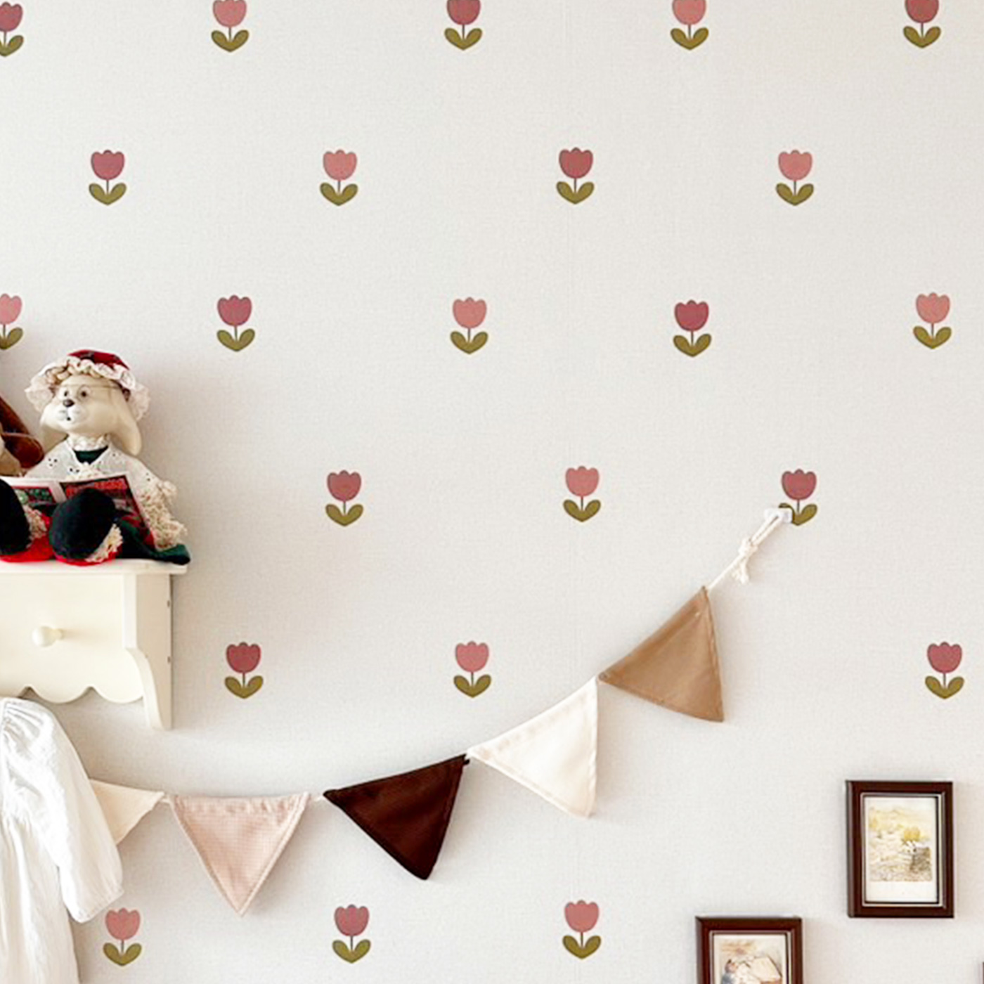 아카시아봉봉 국내제작 월세이프 포인트 벽지 아기방 꾸미기 스티커 튤립가든 48PCS