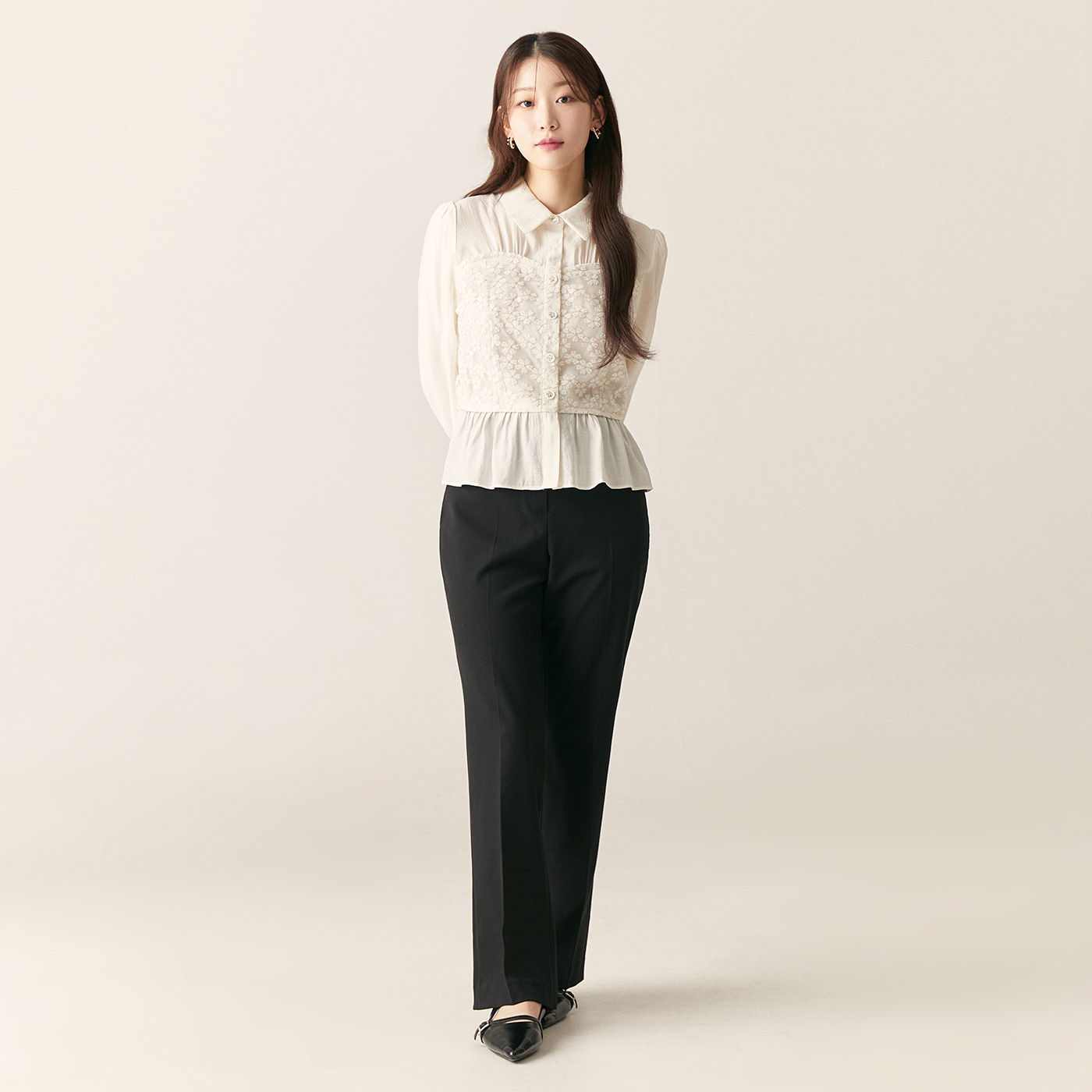 로엠 부츠컷 슬랙스 RMTWF23R14 - 상세 이미지 2