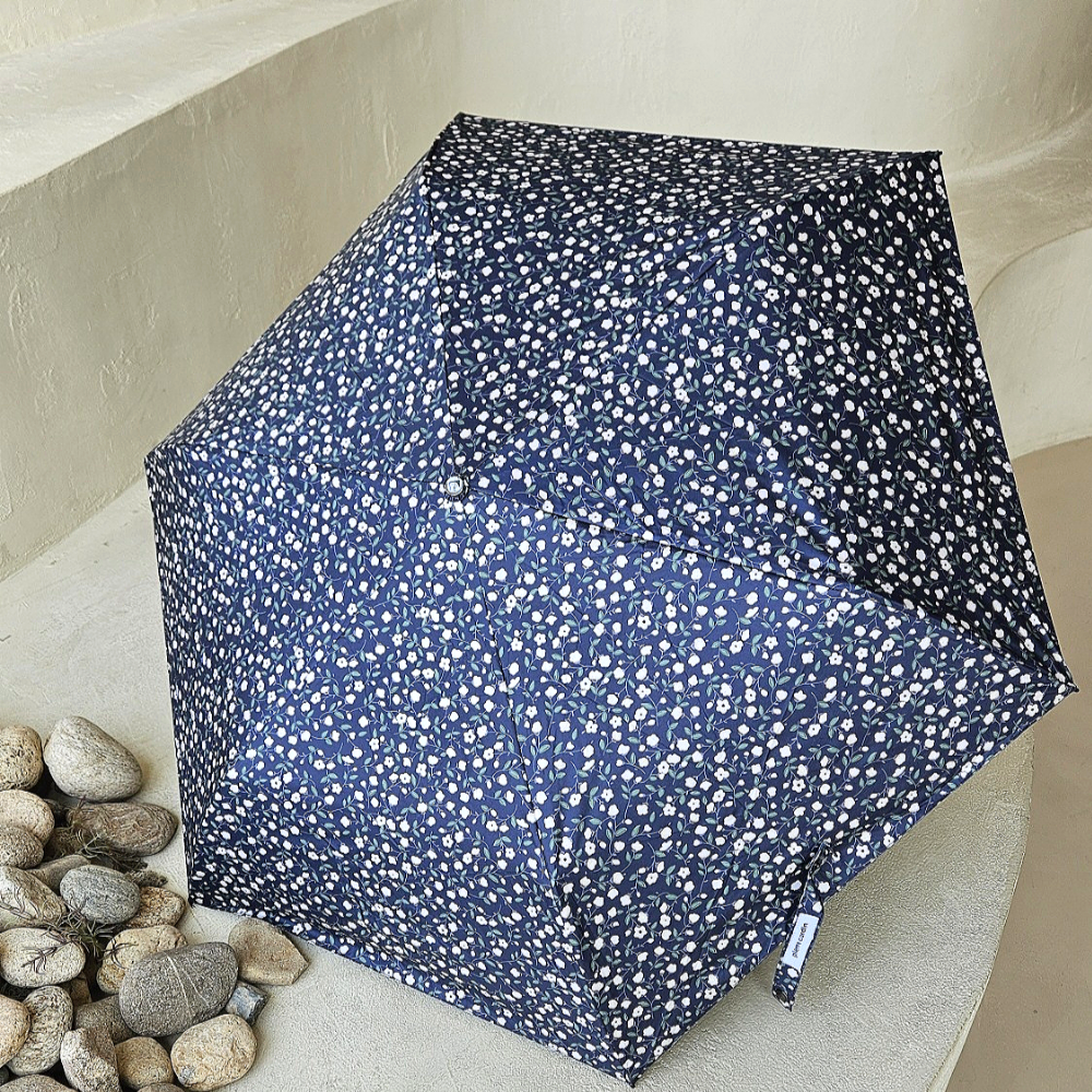 피에르가르뎅 피에르가르뎅 쁘띠플라워 암막양산 초경량 자외선차단 양산 우양산 차단율99%