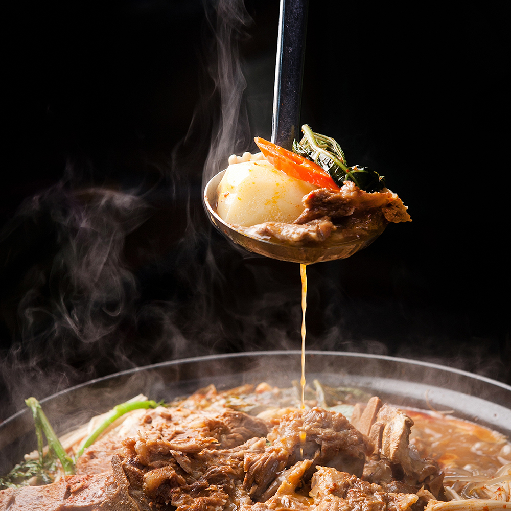 한돈 돼지 등뼈 찜 감자탕 고기 냉동, 1kg, 3개 - 상세 이미지 3