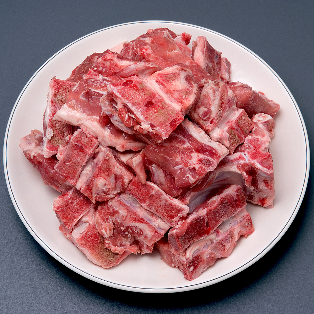 한돈 돼지 등뼈 찜 감자탕 고기 냉동, 1kg, 3개 - 상세 이미지 2