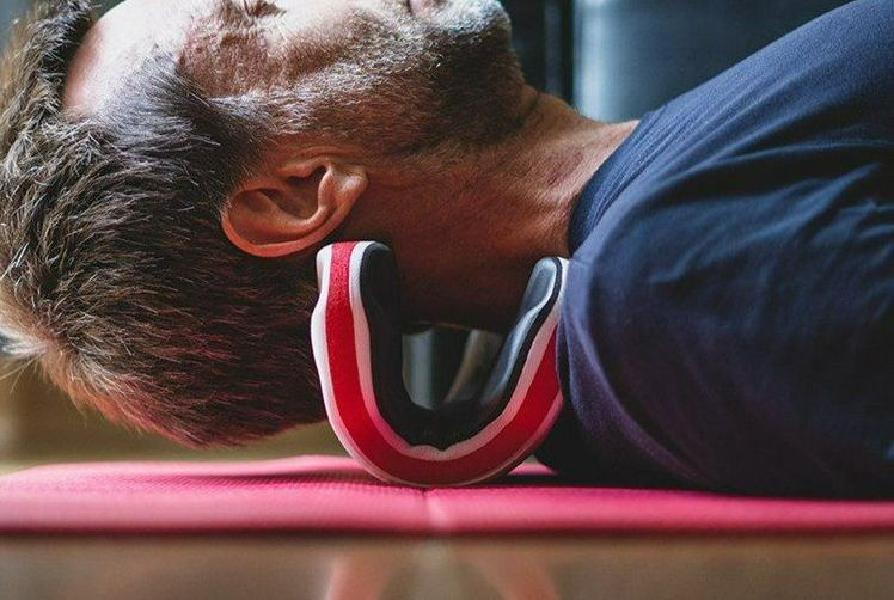 EVA 가정용 목 스트레칭 넥가드 목 지지대 경추 스트레칭 목견인기 마사지볼