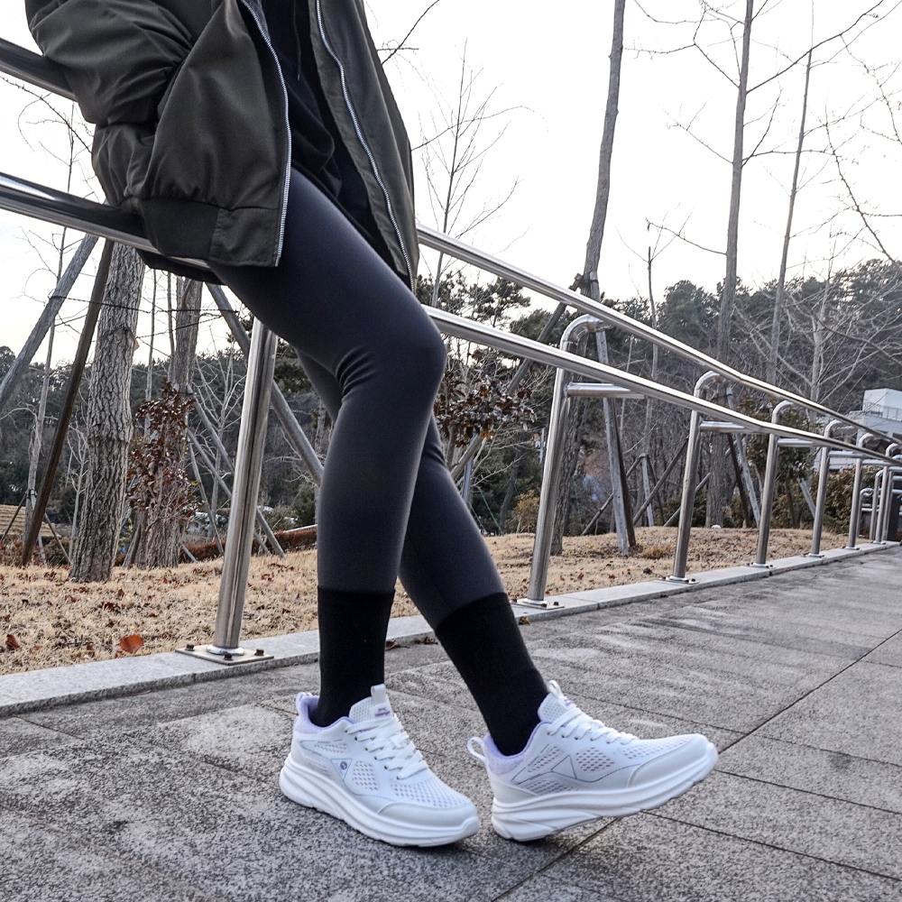 가볍고 발편한 남녀공용 키높이 운동화 - 상세 이미지 3