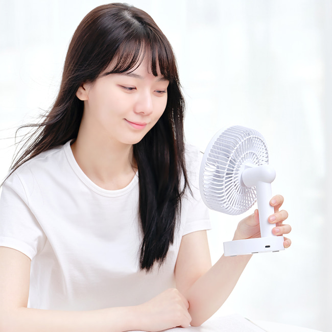 무선 초경량 탁상형 가정용 휴대용 탁상용 캠핑 야외 저소음 소형 미니 선풍기 모노미니 이미지 8