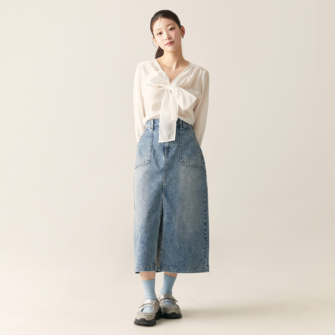 로엠 데님 롱 스커트 RMWJF23G18 - 상세 이미지 2
