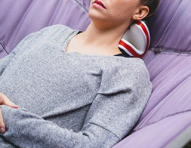 EVA 가정용 목 스트레칭 넥가드 목 지지대 경추 스트레칭 목견인기 마사지볼